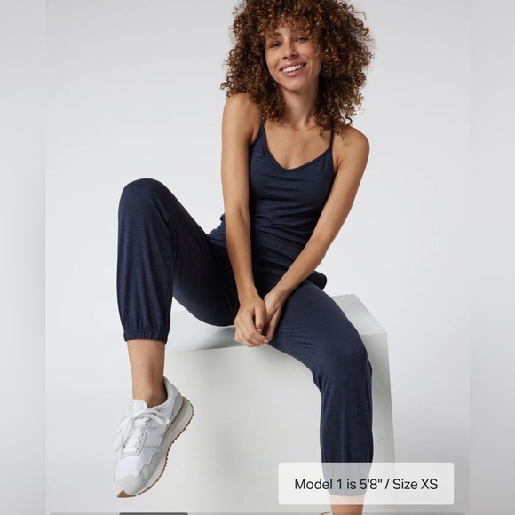 NWT Vuori Lux Jumpsuit Midnight Heather Blue size Large - Picture 2 of 5